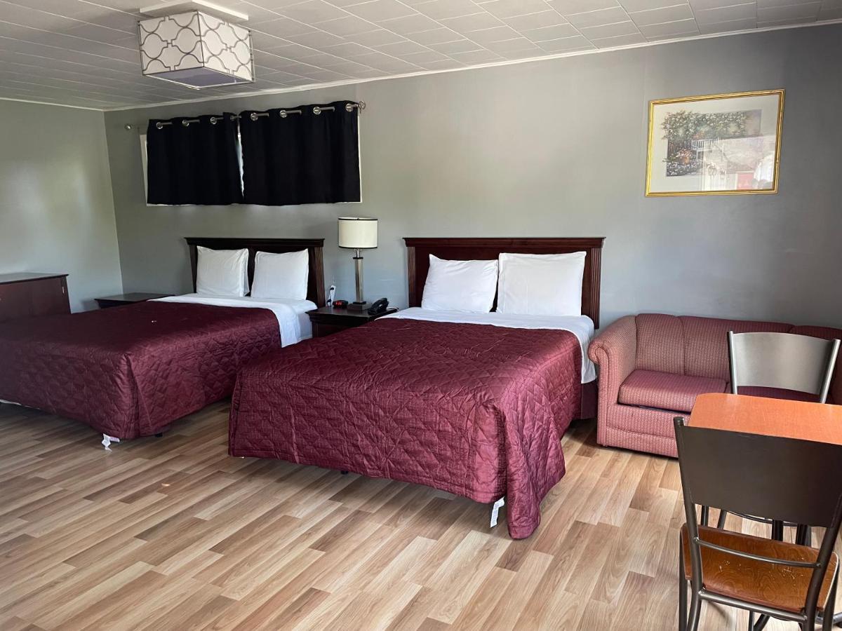 Nites Inn Motel Cornwall Extérieur photo